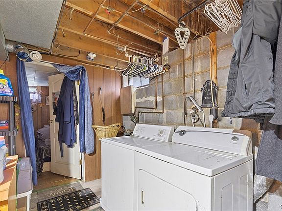 5th image of 515 Yale Ave