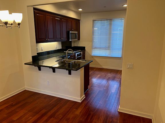 4th image of 5509 W 149th Pl Unit 4