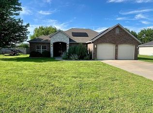 913 Monroe Cir, Carl Junction, MO 64834