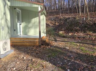 26 Ellis Ln, Rossville, GA 30741