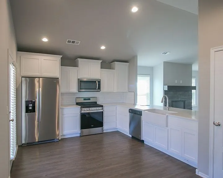 5309 Nassau Ave — Photo 12