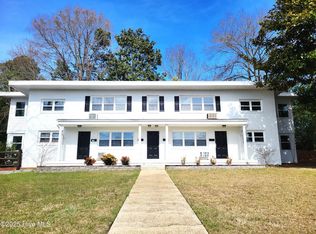 306 W Maple Ave, Aberdeen, NC 28315