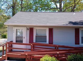 219 White St, Thomasville, NC 27360