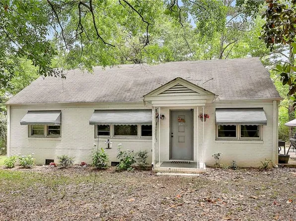 652 Cheatham Rd, Griffin, GA 30223