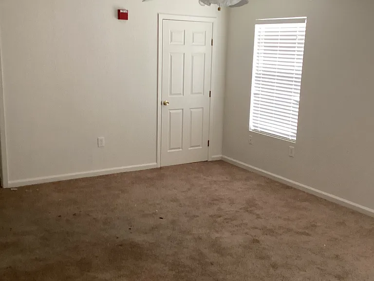2801 E Loop 820 S #820 — Photo 23