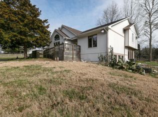 1557 Iron Bridge Rd, Columbia, TN 38401