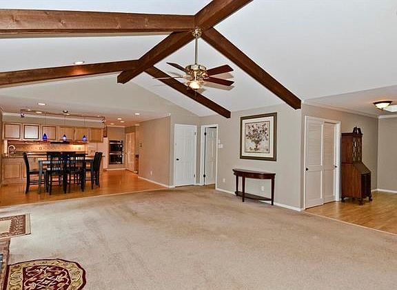 5th image of 1579 Englebrook Dr