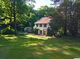 5159 Mansakenning Dr, Rhinebeck, NY 12572