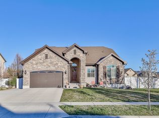 1471 S 2095 W, Woods Cross, UT 84087