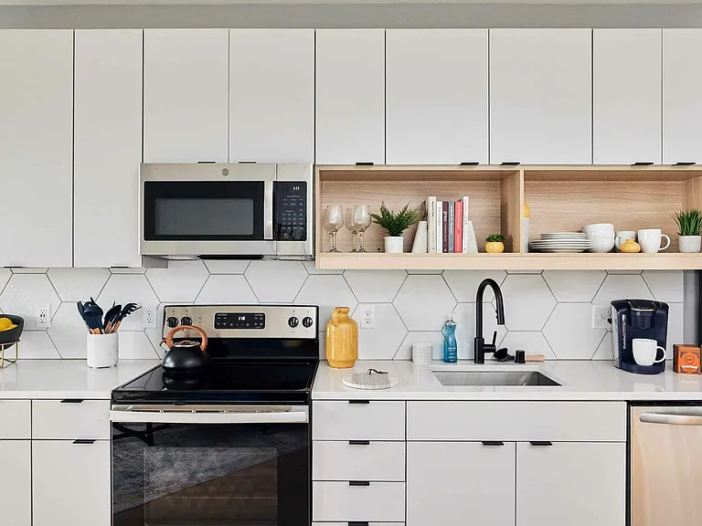Pivot Apartments — Photo 85