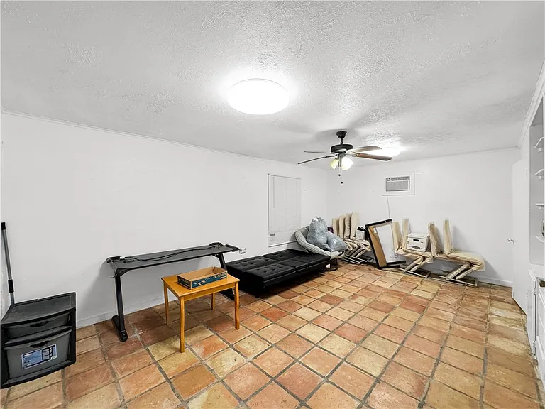329 Foster Dr — Photo 19