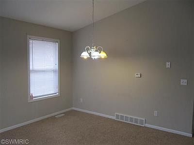 2nd image of 3449 Hillcroft Ave SW