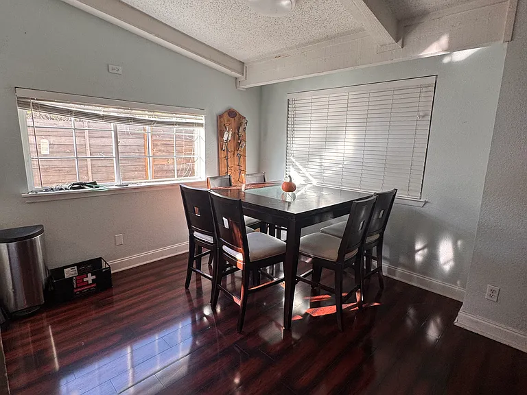 402 Fort Drum Dr — Photo 6