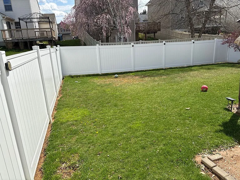 720 Strayer Dr — Photo 5