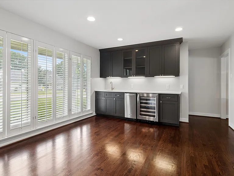10918 Wonderland Trl — Photo 29