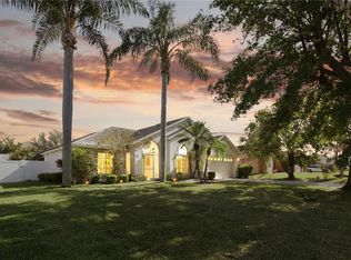 417 Via Del Sol Dr, Davenport, FL 33896