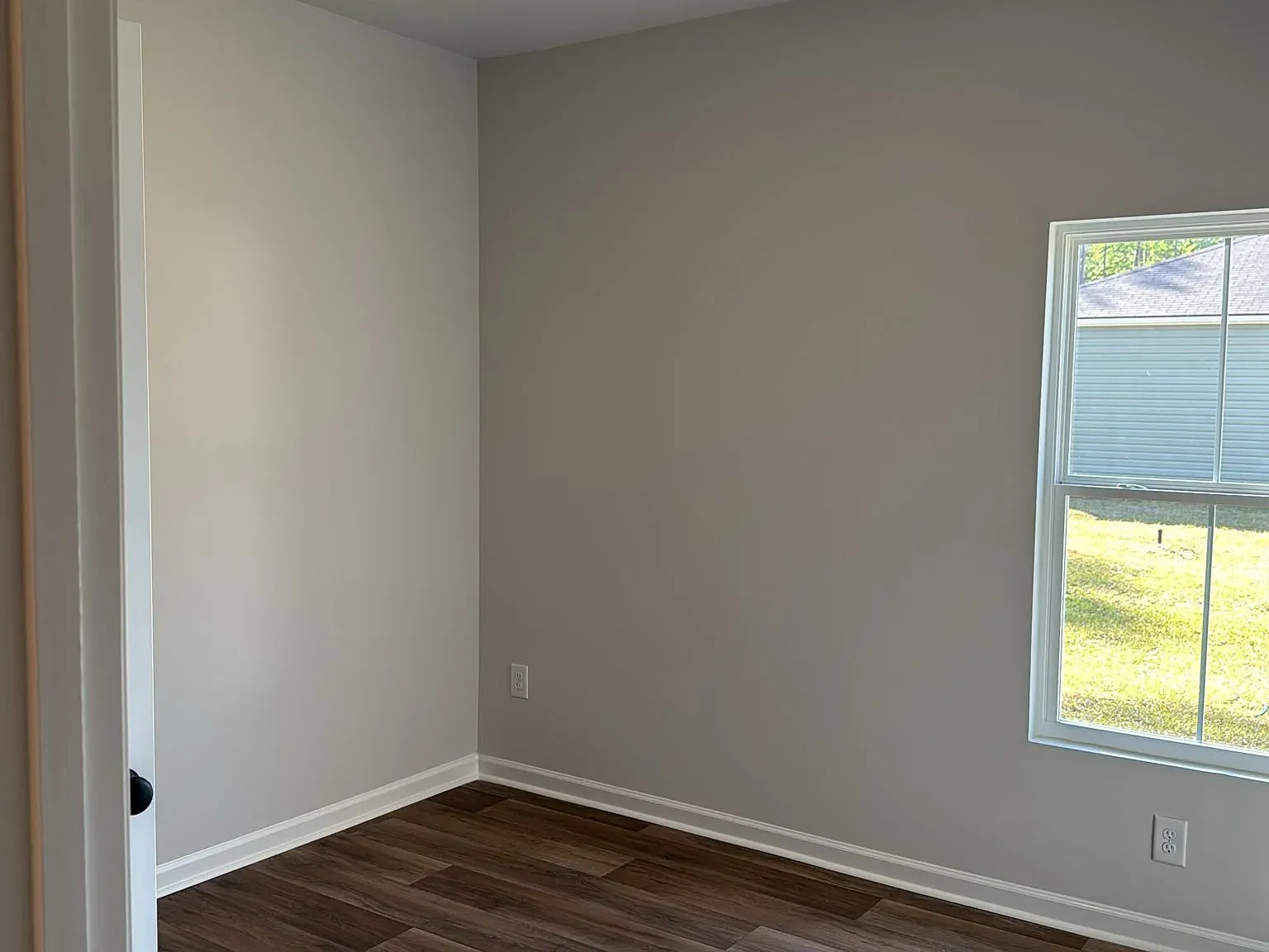 4 bed, 1886 sqft, $2,400 — Photo 4