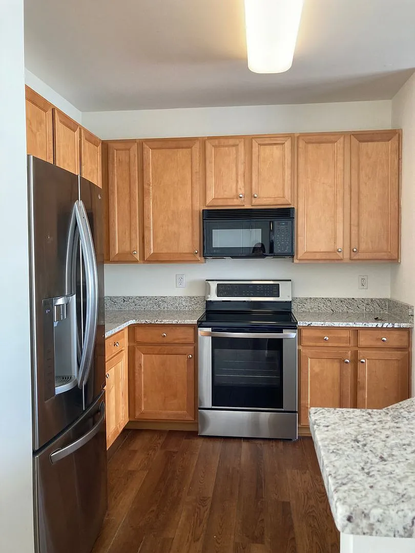 Stunning 3 Bedroom in Matthews, Wont Last Long! — Photo 2