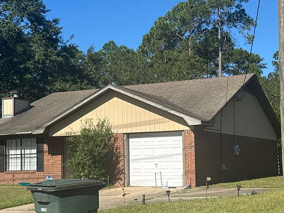 2nd image of 822 Ridgewood Way