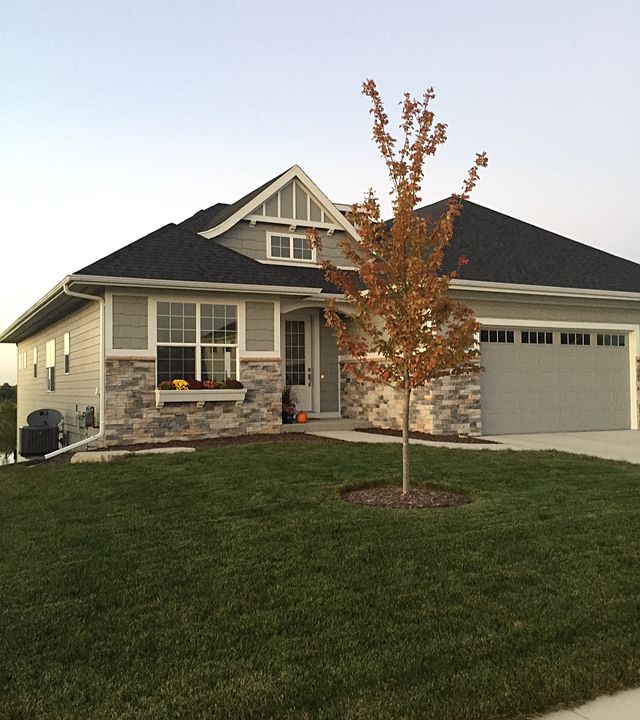 1st image of 235 NE Coyote Dr