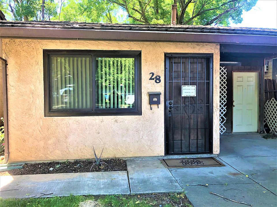 1st image of 28 E Abbey St #28