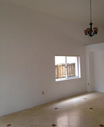 4th image of 5444 NW 109th Ct