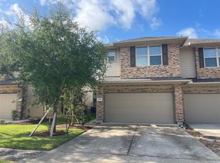 6422 Stoney Creek Dr, Pasadena, TX 77503