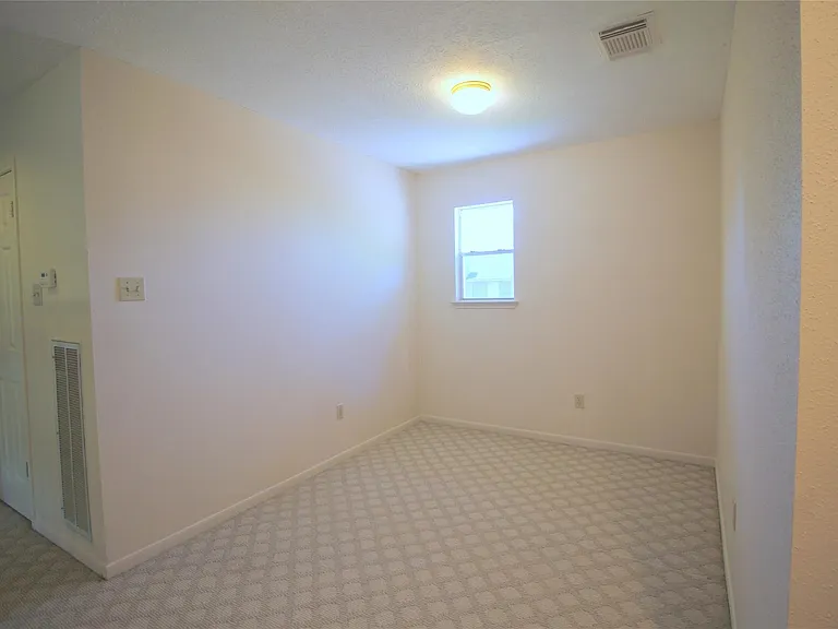 16326 Brush Meadows Ct — Photo 26