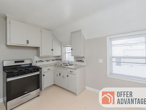 5th image of 12024 Darlington Ave