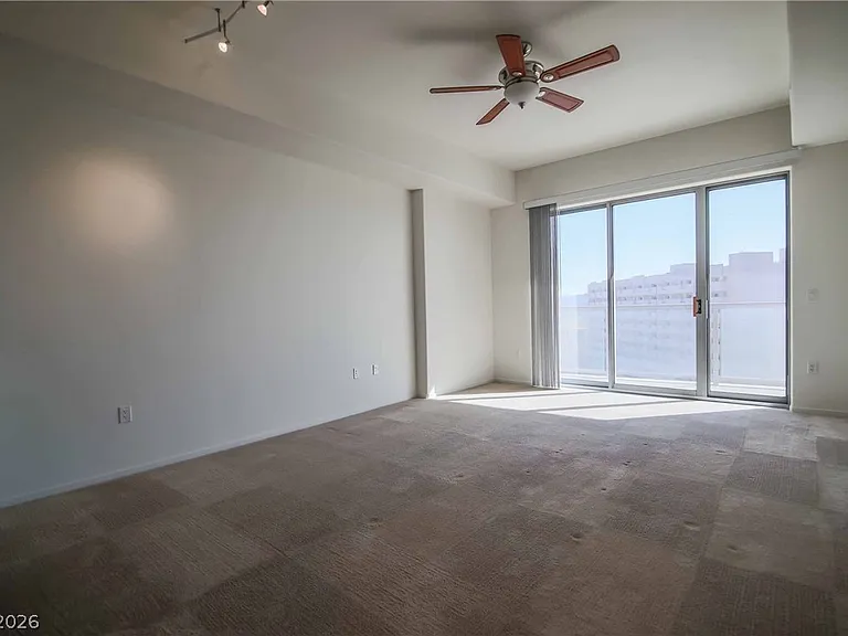 8255 Las Vegas Blvd S #819 — Photo 3