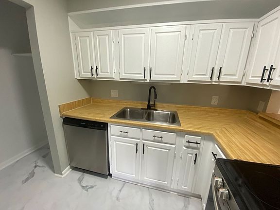 5th image of 3609 Juneau Rd