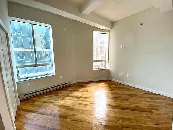 3rd image of 29-28 41st Ave #903A