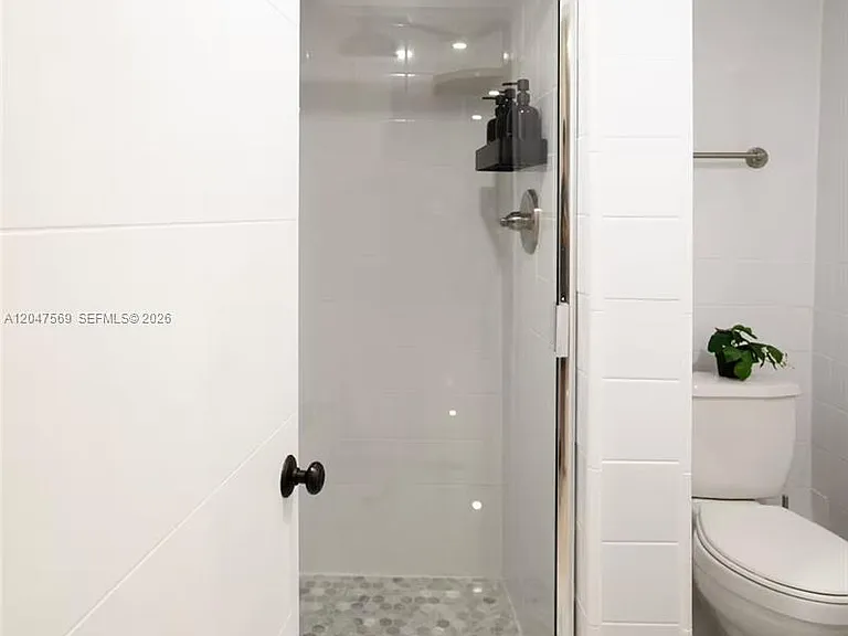 174 NE 55th St #1 — Photo 11