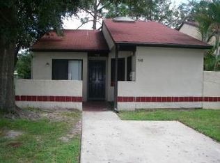 748 Golden Sunshine Cir, Orlando, FL 32807
