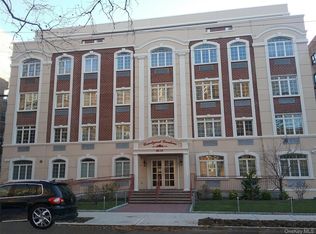 8515 120th St APT 3E, Kew Gardens, NY 11415