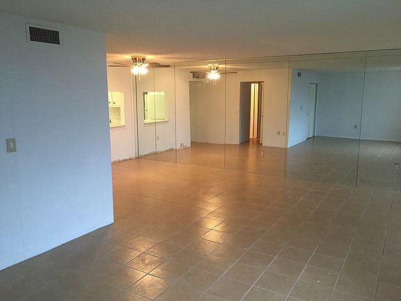 5th image of 9410 Tangerine Pl APT 402