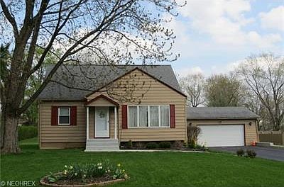 1st image of 9758 Sunny Ln