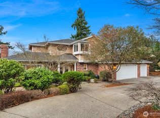 8550 NE 28th St, Bellevue, WA 98004