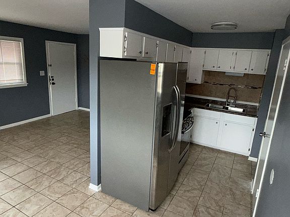 4th image of 5636 S Kedzie Ave APT 5