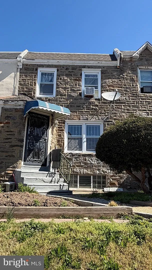 737 Marley Rd photo 1