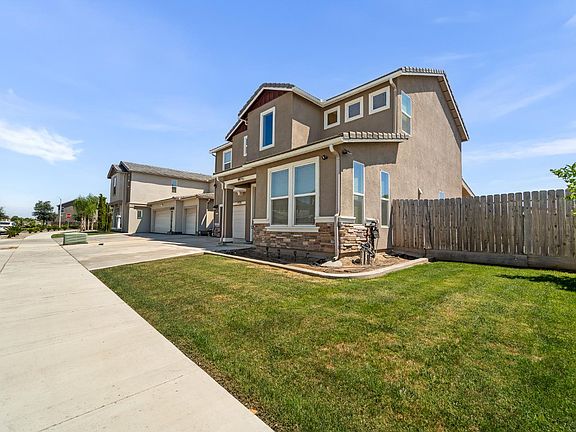 5th image of 3347 E Laura Ave
