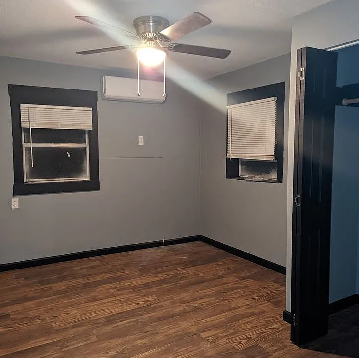 105 E Adoue St #1