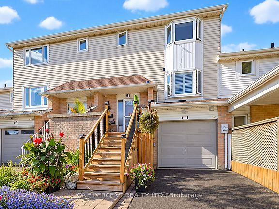 3rd image of 51 Courtleigh Sq