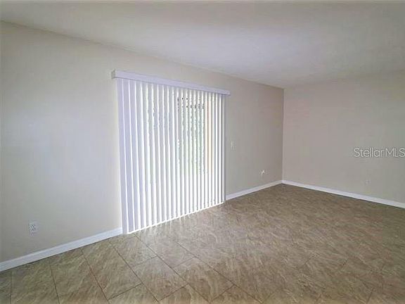 5th image of 5885 Dahlia Dr #19