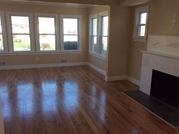 3rd image of 26 Vincent Ave