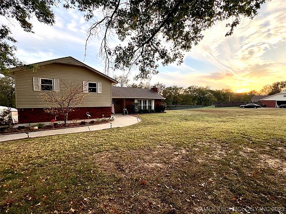 2nd image of 9902 E Clover Creek Dr