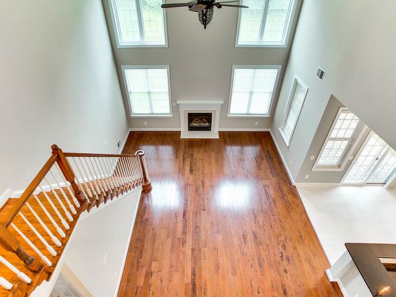 3rd image of 5141 Faldo Dr