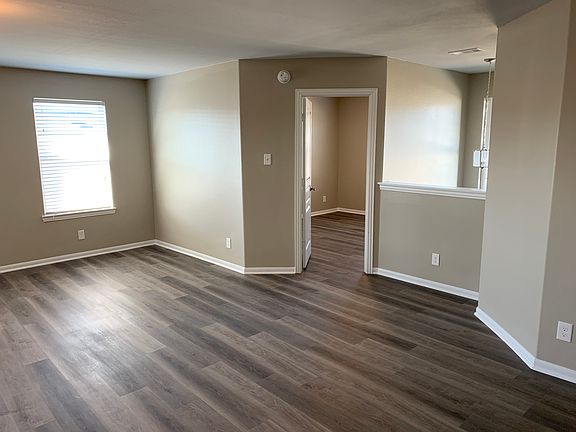 3rd image of 414 Stevia Ave