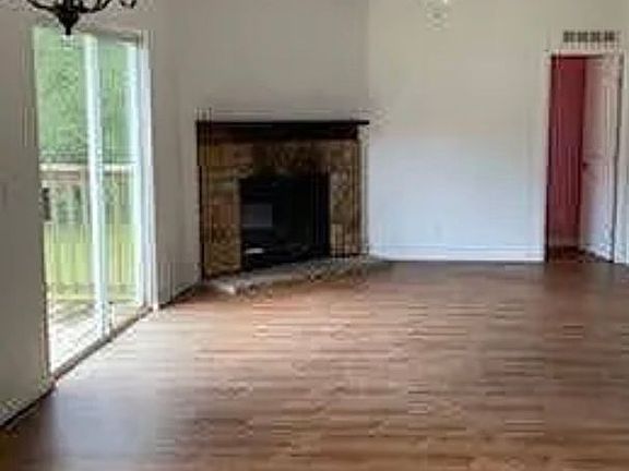 2nd image of 16287 NW 100th Avenue Rd
