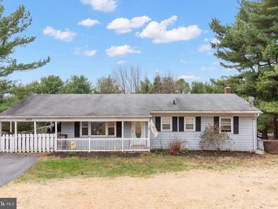 3000 Breezewood Ln, Hampstead, MD 21074
